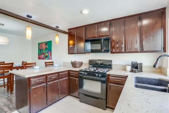 Building Photo - 670 Kumquat Way
