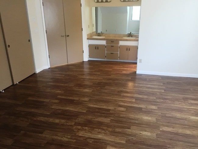 Building Photo - 4 br, 2 bath House - 9310 SW Tonopah st