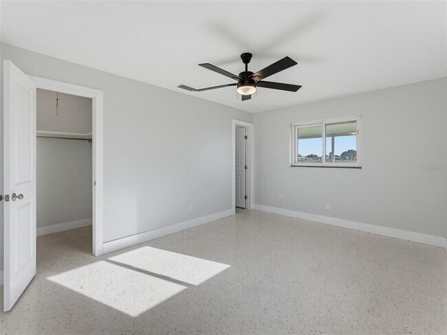 Building Photo - 4044 Headsail Dr