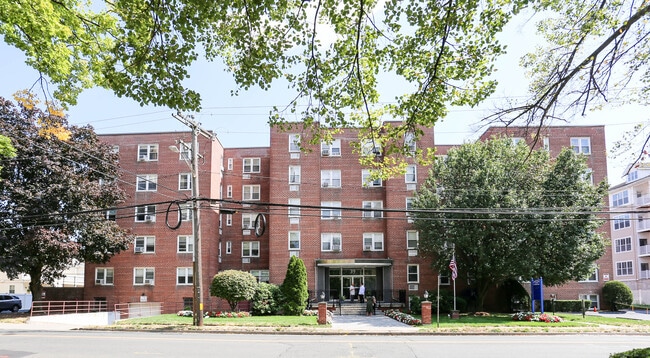 Building Photo - 39 Glenbrook Rd