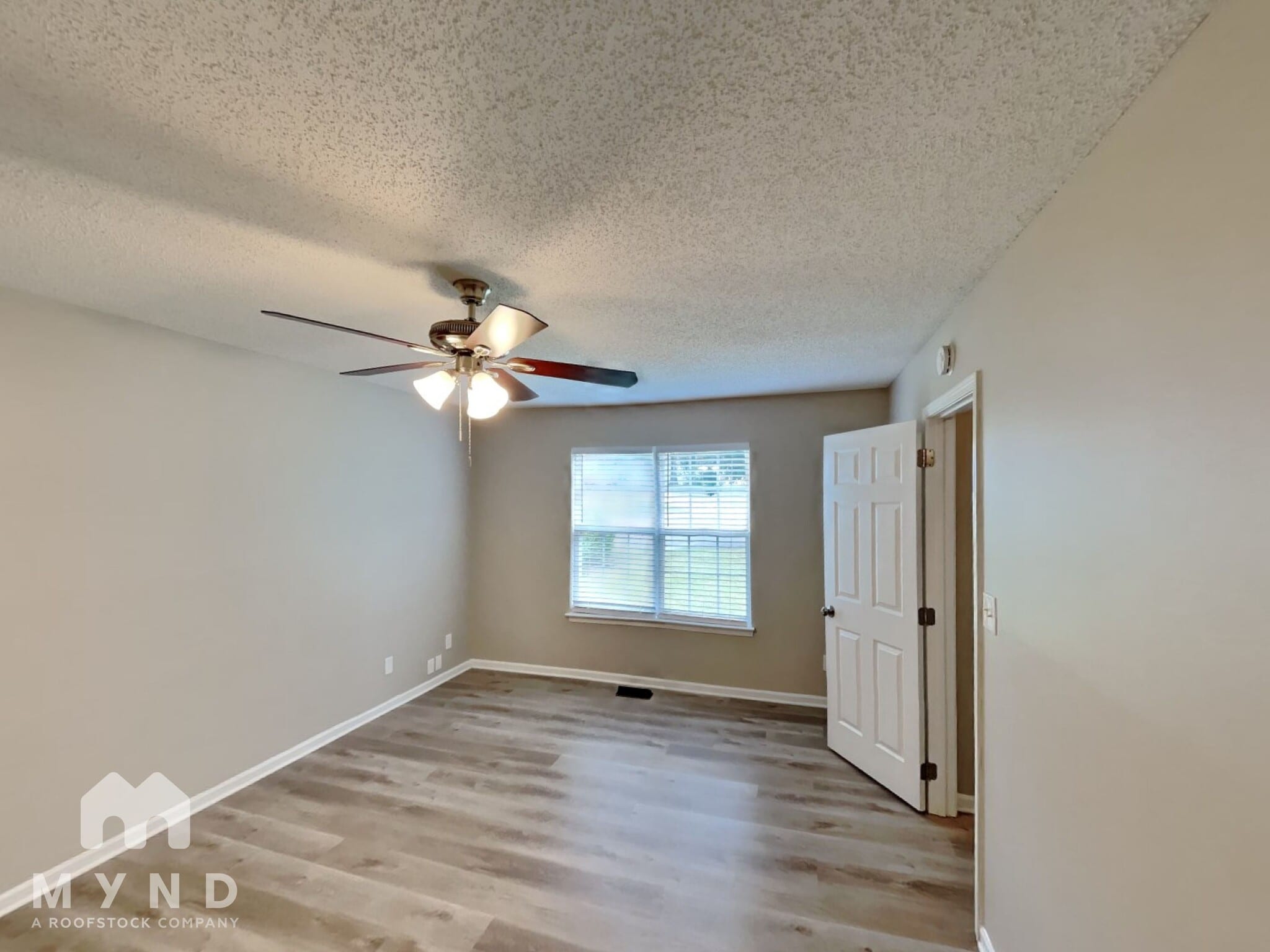 Building Photo - 5908 Riana Way