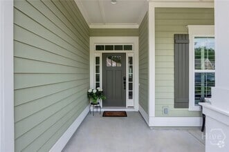 Building Photo - 23 Golf Dr