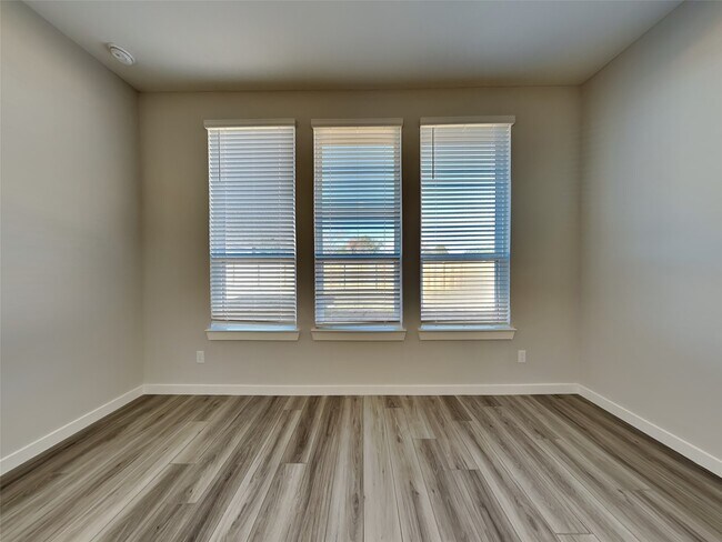 Building Photo - 2307 Cohorn Trl