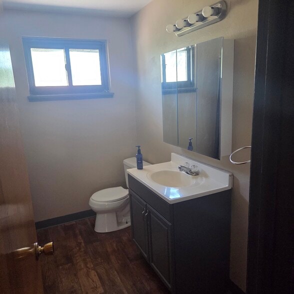 Bathroom - 245 Greenmeadow Dr