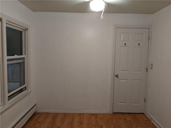 Building Photo - 1426 Rte 9W