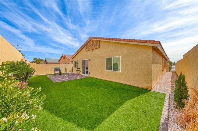 Building Photo - 7852 Whitlocks Mill Ave