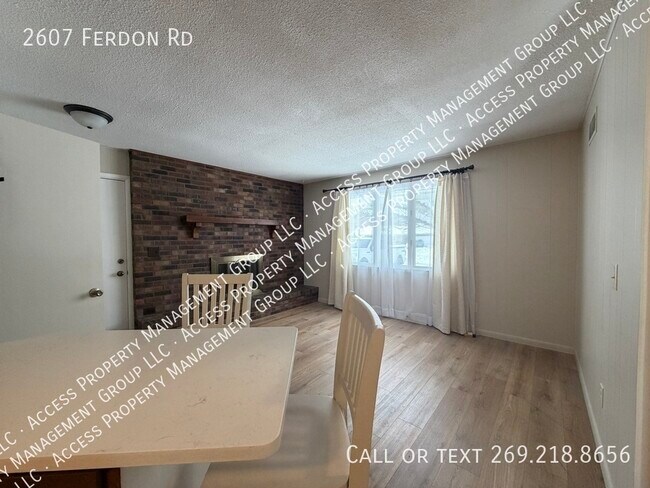 Building Photo - 2607 Ferdon Rd