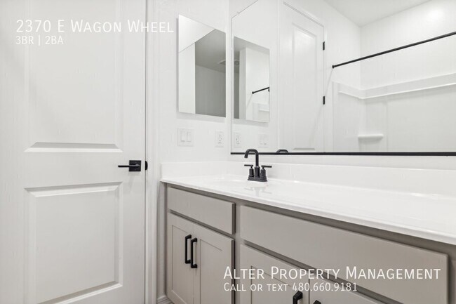 Building Photo - 2370 Wagon Wheel Ln