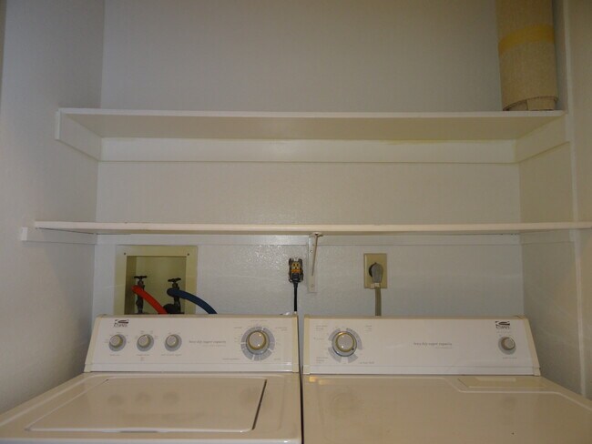 Washer / Dryer - 98-487 Koauka Loop