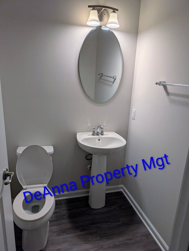 Building Photo - Luxury -3 bedroom Townhome. Avon, Oh.