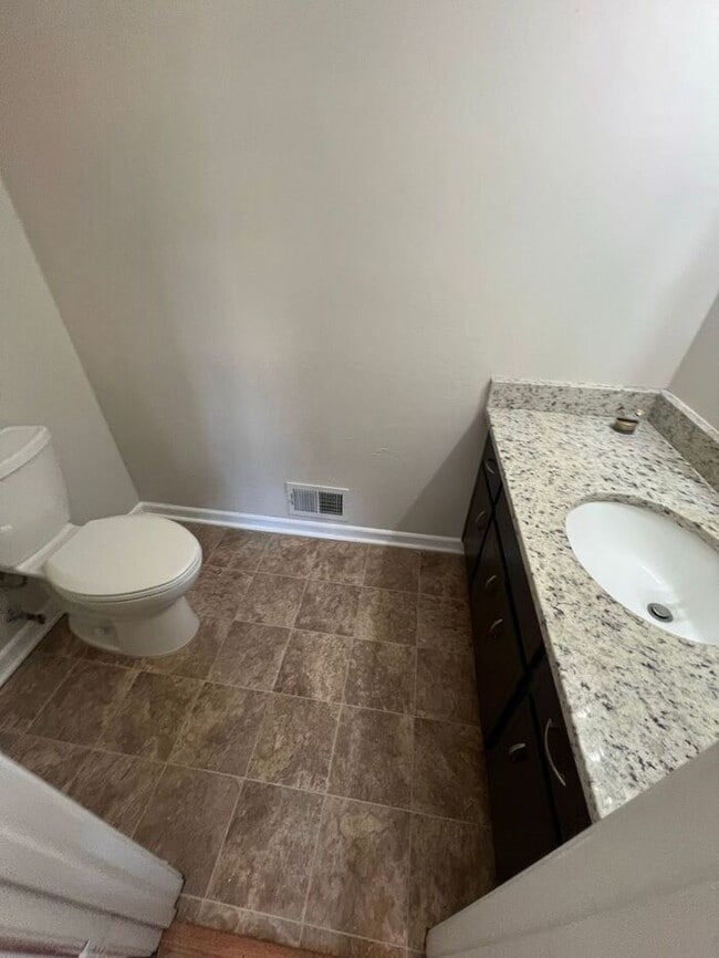 Building Photo - !!!WARNING: AVOID SCAMS CONFIRM RENTAL AT ...