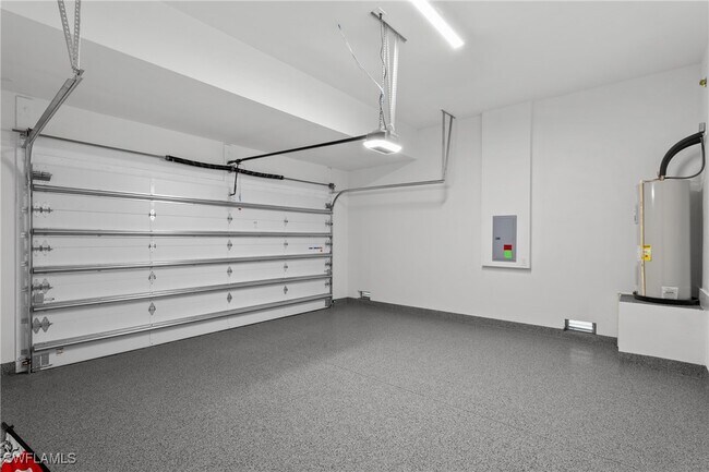 Building Photo - 27061 Serrano Way