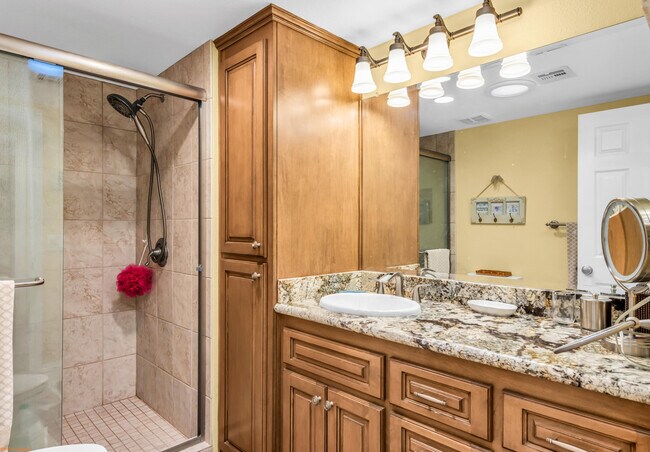 Building Photo - 40632 La Costa Cir E