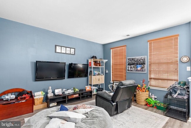 Building Photo - 449 Wistar Pl