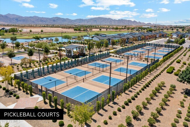 Building Photo - 11300 N Casa Dega Dr