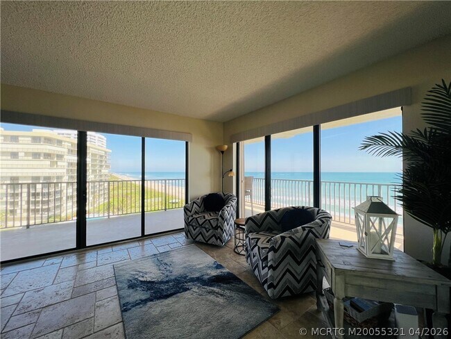 Building Photo - 10044 S Ocean Dr