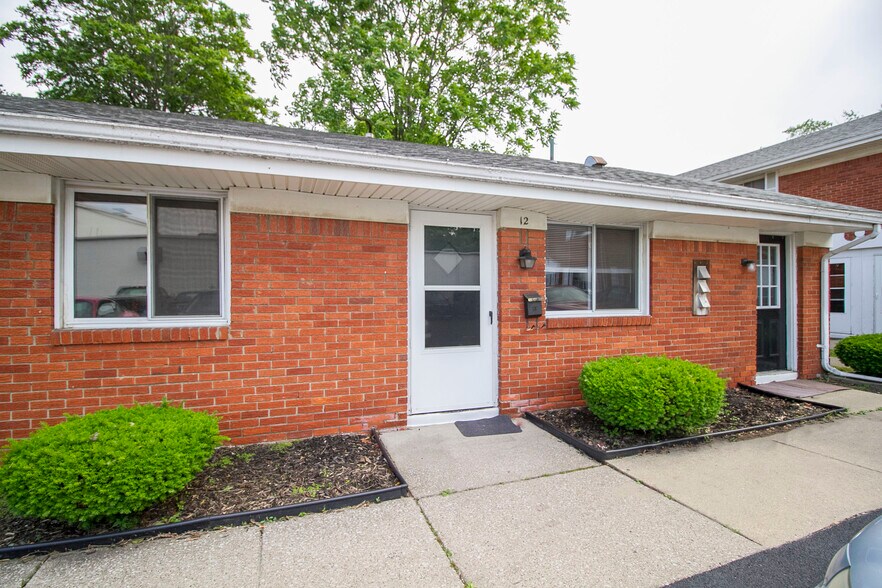 Building Photo - 4715 Bennett Rd