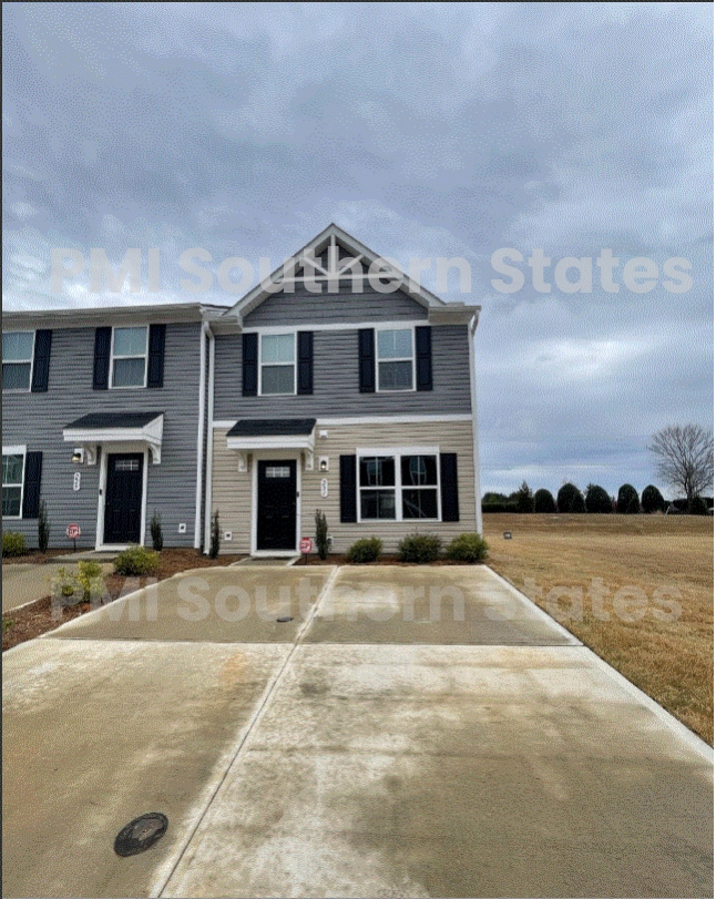 Building Photo - Charming 3 Bed, 2.5 Bath Rental in Anderson, SC - Perfect for Your Family!