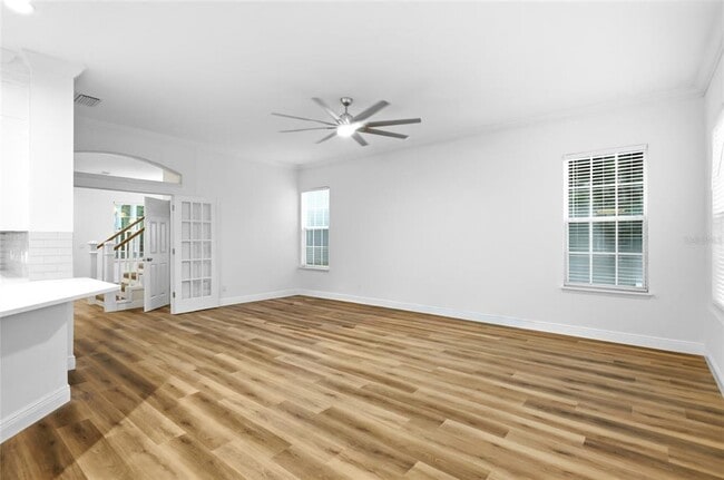 Building Photo - 912 Waterside Dr