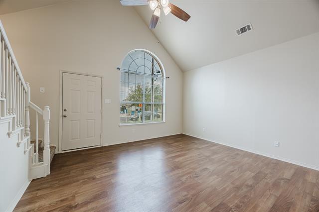 Building Photo - 103 Janis St