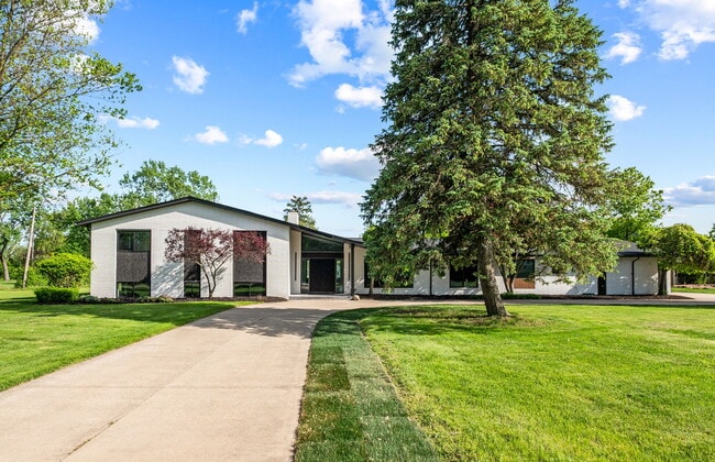 Building Photo - 21725 Normandale St