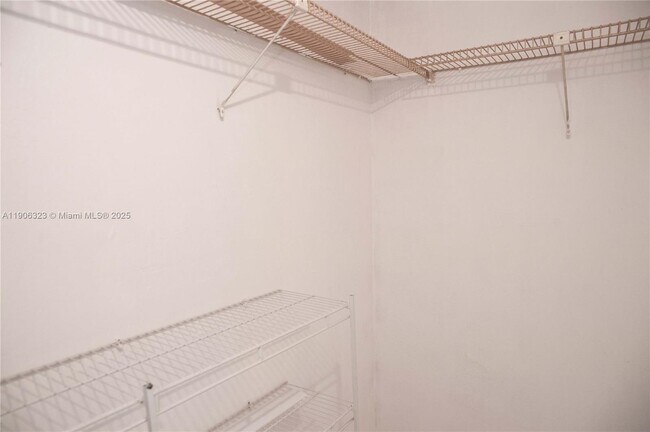 Building Photo - 19216 NE 25th Ave