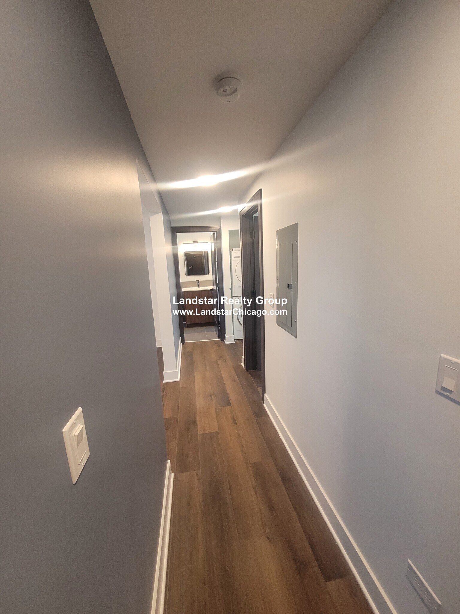 Building Photo - 1241 Chicago Ave