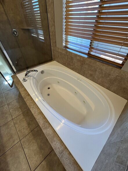 Building Photo - 5789 W Muirwood Dr