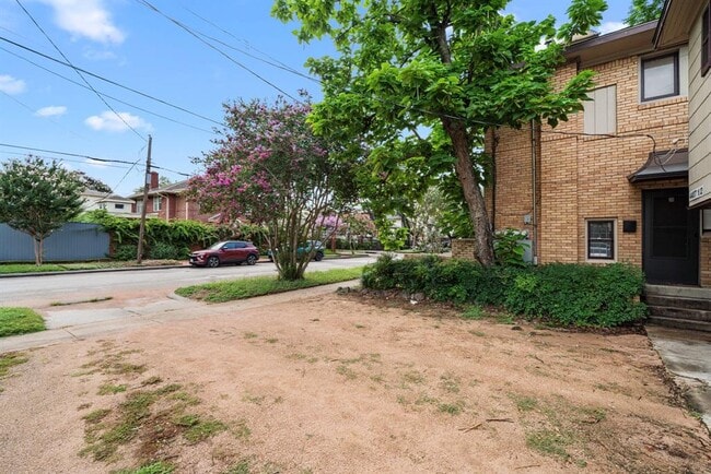 Building Photo - 4407 Stanford St
