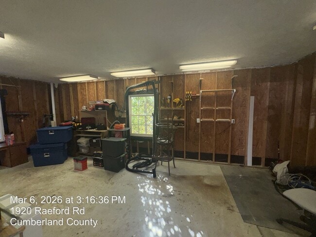 Building Photo - 1920 Raeford Rd