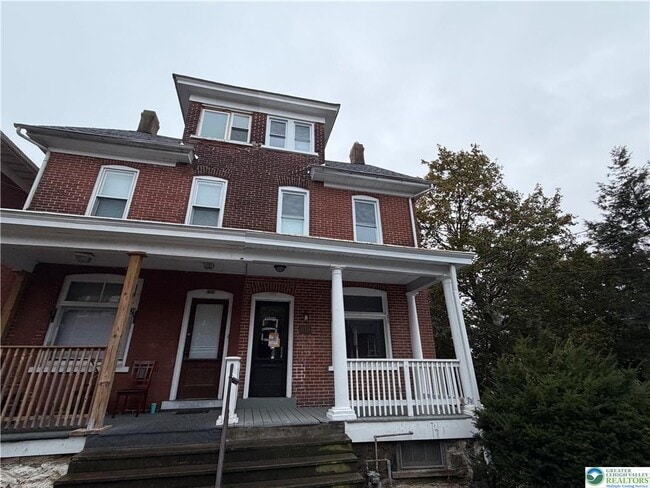 Primary Photo - 616 Christian St