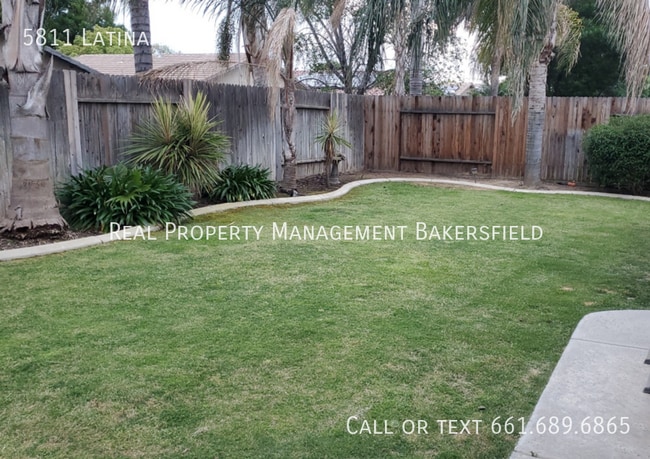 Building Photo - 5811 Latina Dr