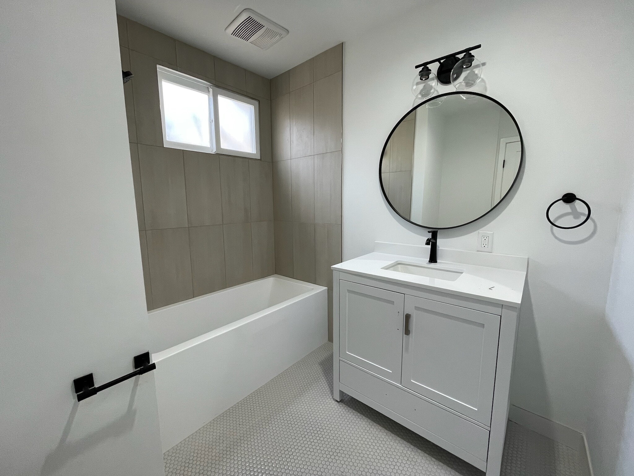 Bathroom - 14333 Albers St