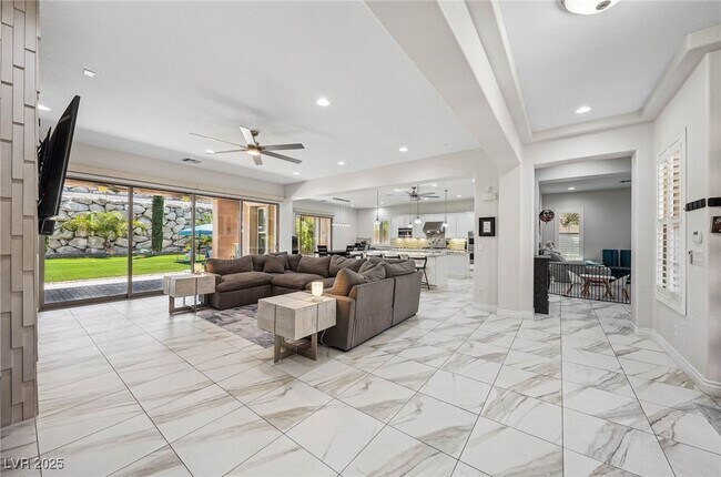 Building Photo - 47 Grand Masters Dr