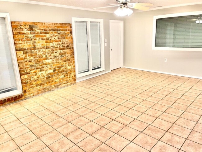 Building Photo - 4601 76th St