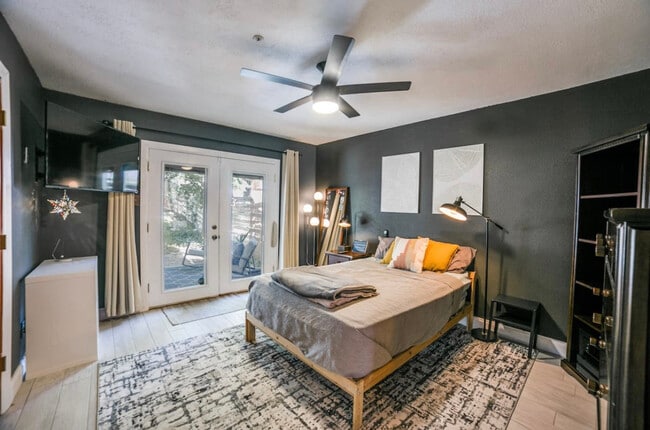 Building Photo - 8518 Sir Lancelot