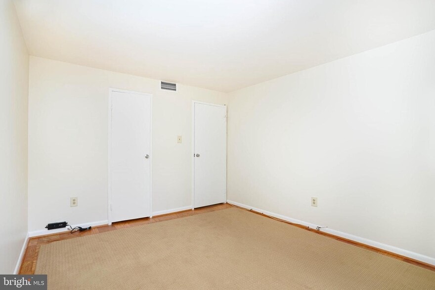 Building Photo - 10416 Rockville Pike