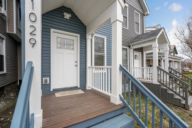 Building Photo - 1027-1029 Madison Ave