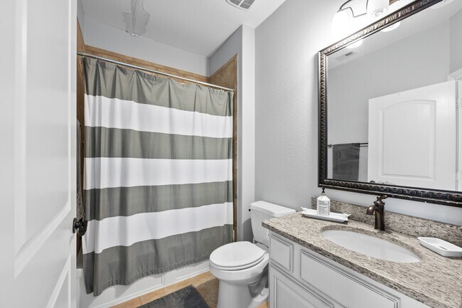 Building Photo - 27 Fury Ranch Pl