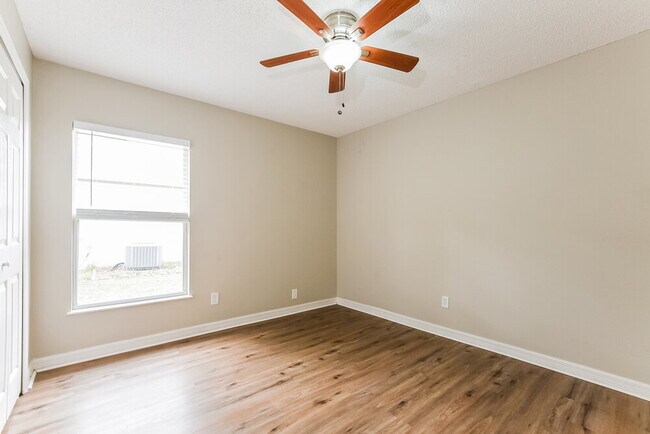 Building Photo - 4132 Waltham Forest Dr