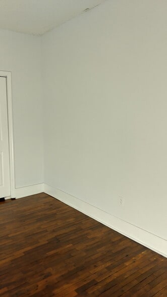 Building Photo - 3701 Dubose St SW