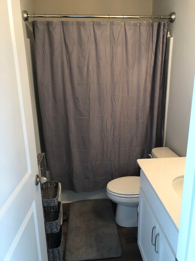 Building Photo - 103 Winding River Dr