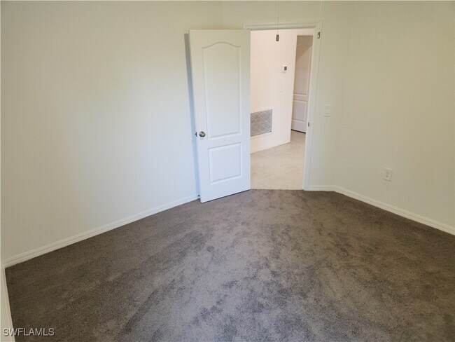 Building Photo - 26013 Ocelot Ln