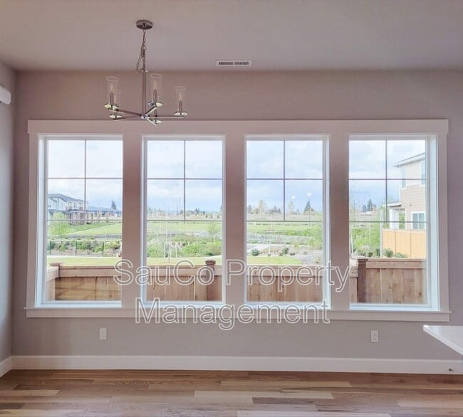 Building Photo - 3887 SE Muddy Ln