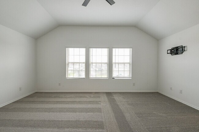 Building Photo - 11072 N Lake Mist Ln