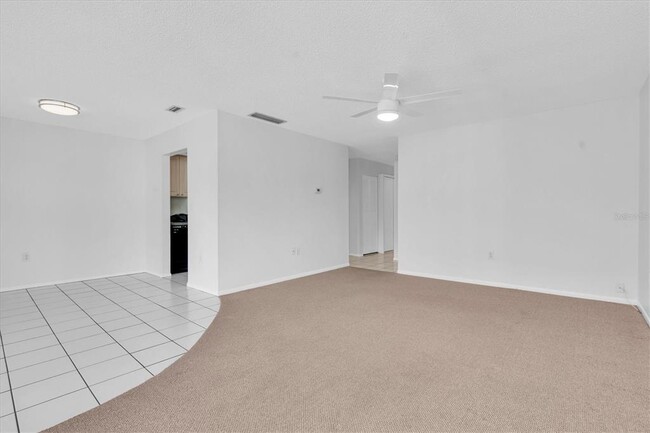Building Photo - 11566 7th Ln N