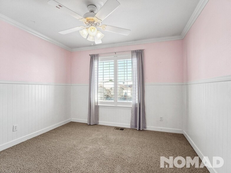 Building Photo - 13035 Tamarac Pl