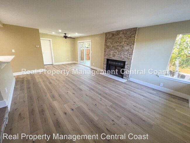 Building Photo - 2 br, 2 bath House - 881 Peach Street, Unit A