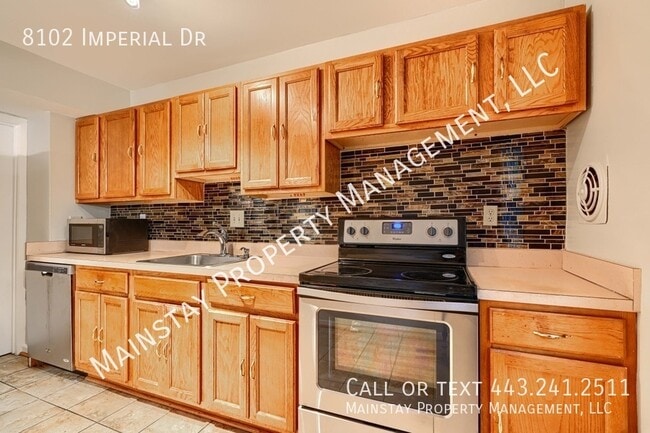 Building Photo - 8102 Imperial Dr
