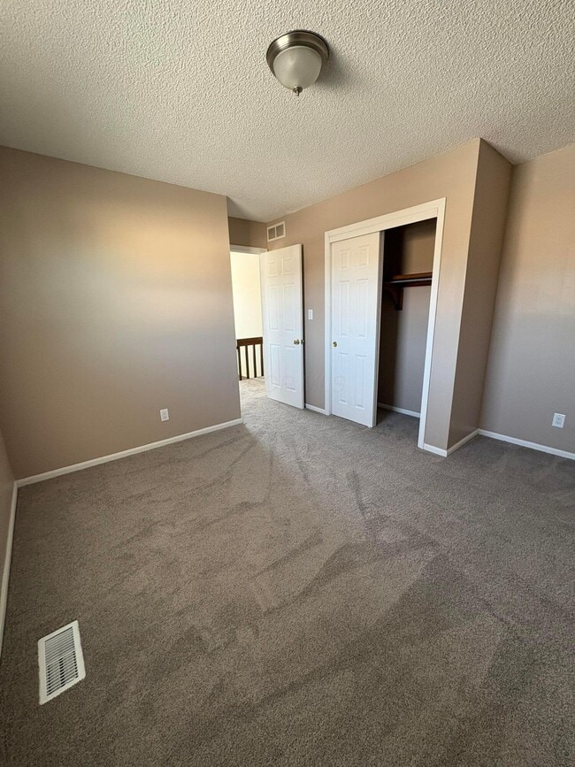 Building Photo - 2232 Pinion Pl